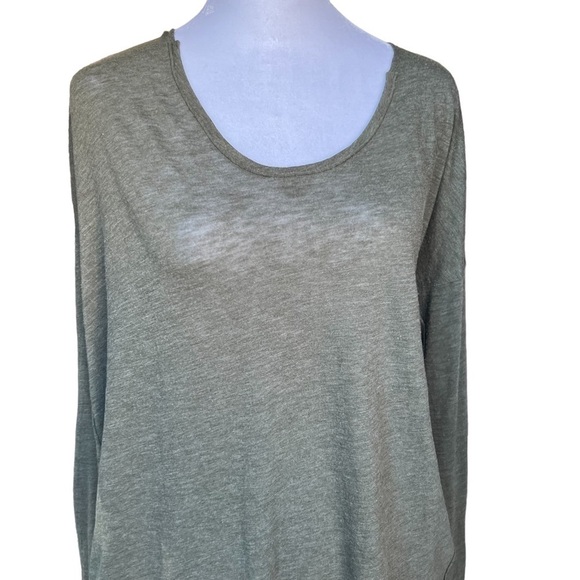 We The Free - Long Sleeve Flowy Green Shirt with Button Sleeve Detail Sz Small - Picture 2 of 6